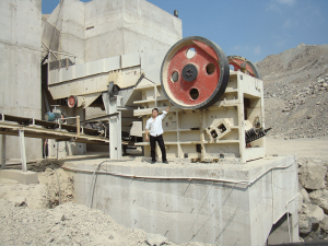 時(shí)產(chǎn)100噸破碎機(jī)有哪些？多少錢？