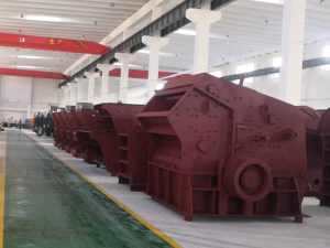 反擊式破碎機的破碎原理、結構特點及應用